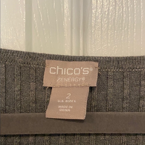 Chico's Ribbed Knit Top in Gray Sweater Size 2 NWT - Picture 2 of 8